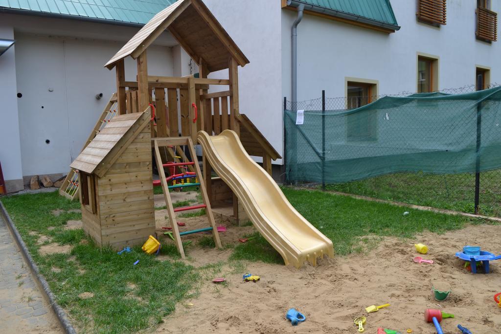 Penzion U Zamecke Zahrady Lipník nad Bečou Екстериор снимка
